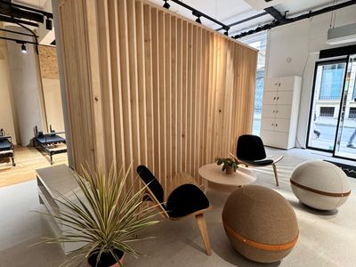 Bright 540 m² Event Space Near Saint-Lazare in Paris