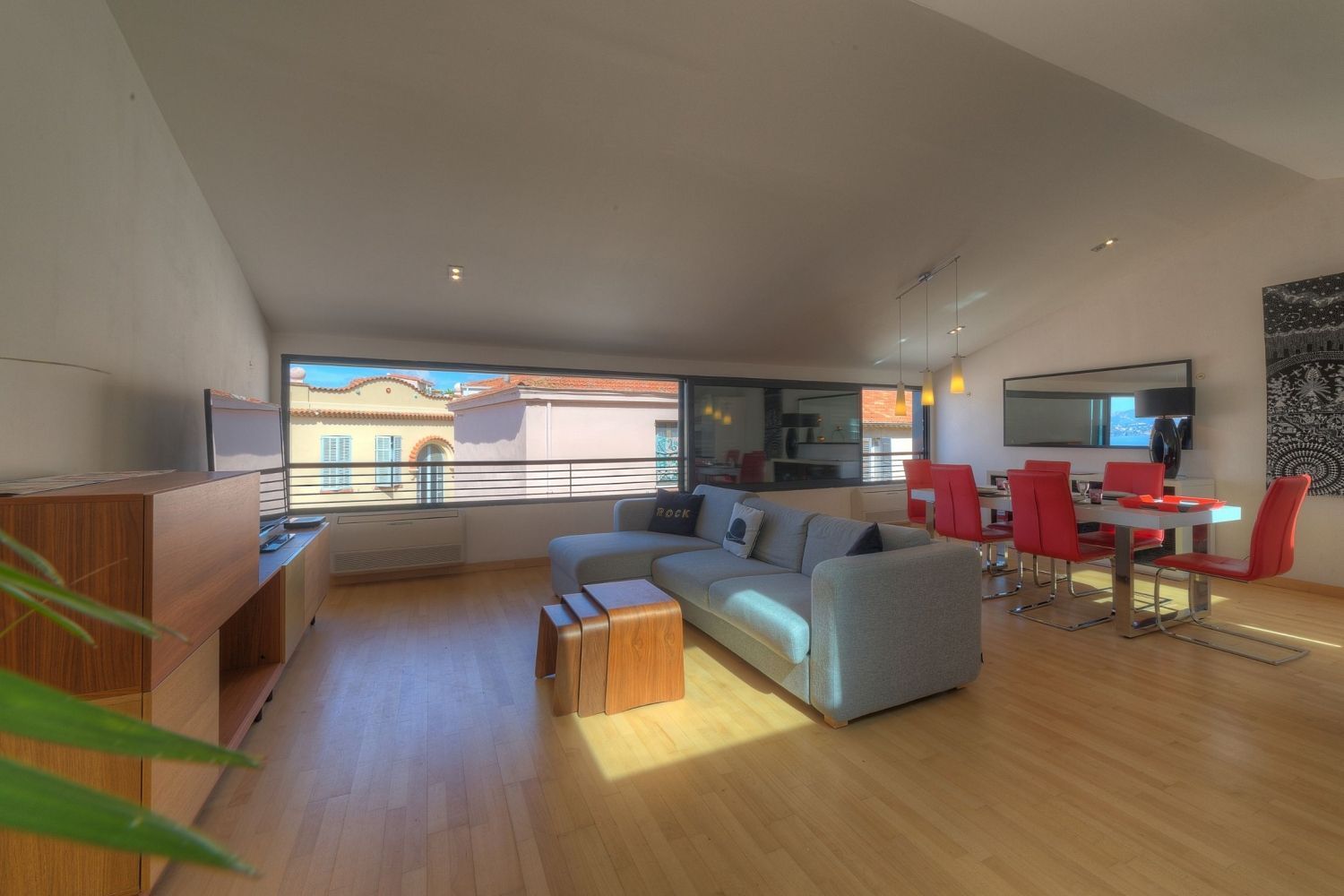 Appartement chic avec vue sur la mer pour des événements près du Palais des Festivals