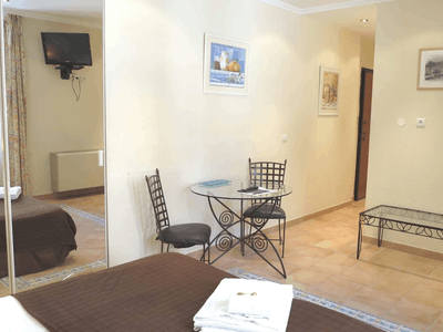 Charming Cannes Studio for 2 Steps from Croisette