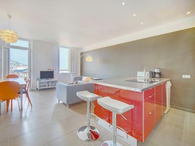 Central Cannes Apartment for Small Events Near the Palais