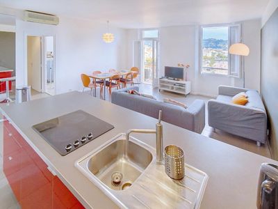 Central Cannes Apartment for Small Events Near the Palais