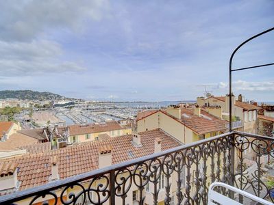 Central Cannes Apartment for Small Events Near the Palais