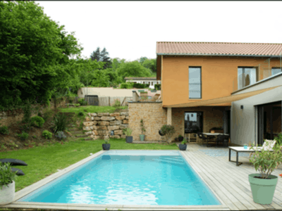 House with exceptional view 8km from Lyon