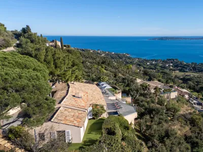 Discover a Unique Event Space in Villemolaque for Parties, Weddings & More