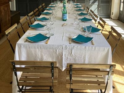 3 hectare park crossed by the river and its house