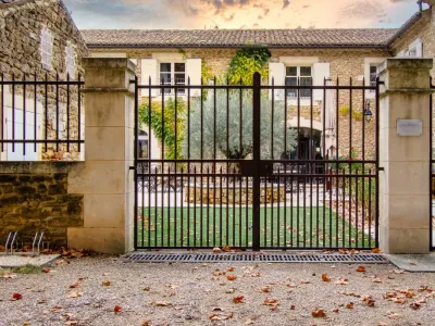 Exceptional estate in Provence for your intimate wedding 