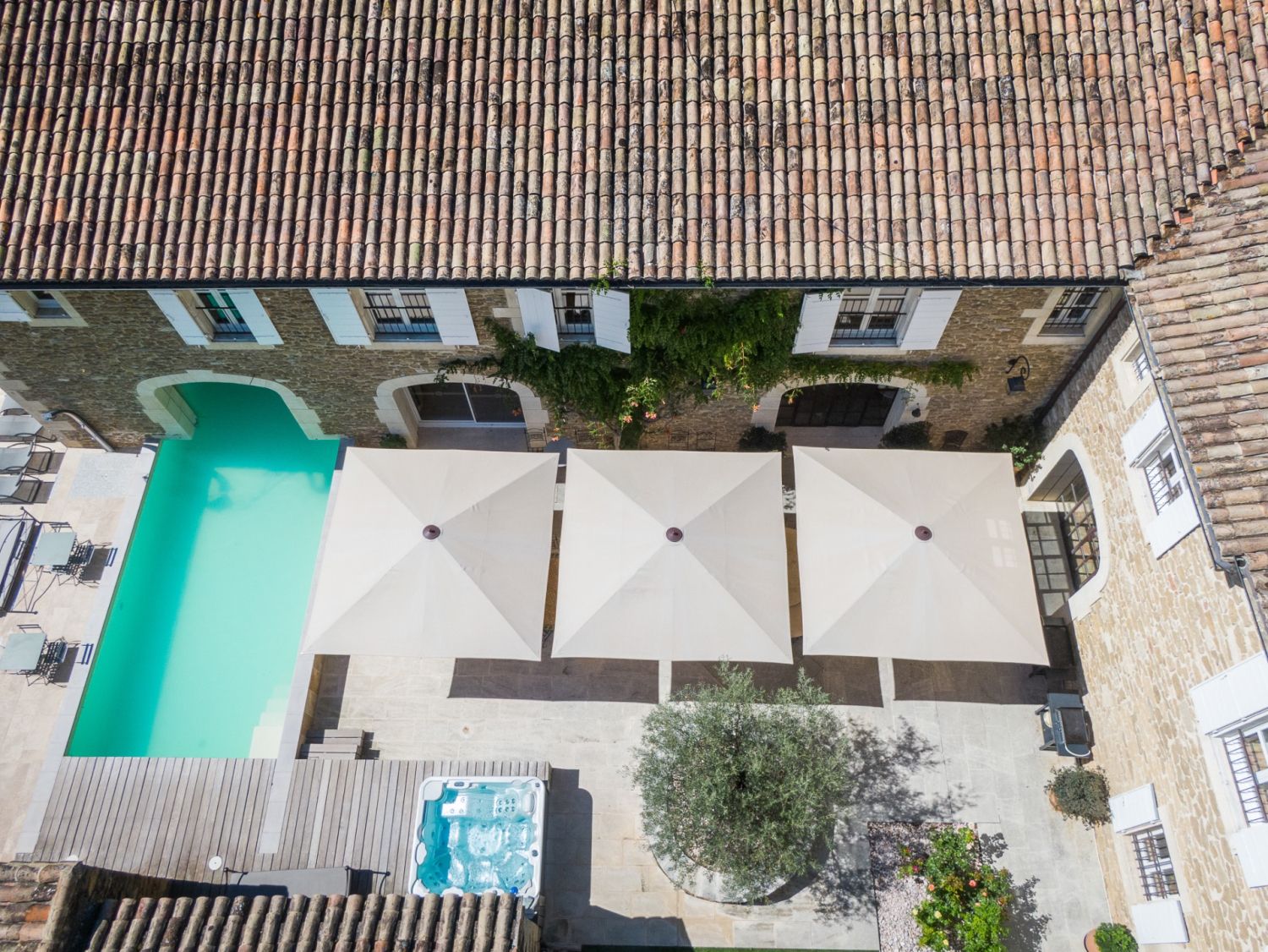 Exceptional estate in Provence for your intimate wedding 