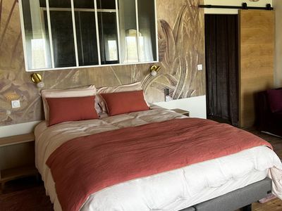 Equestrian estate with tennis court and gîtes