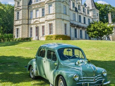 Chateau and reception barns 5 km from Chatellerault TGV station