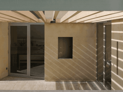 Architect's house dedicated to art in the heart of Lyon