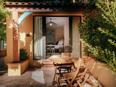 Provencal Hotel with Sea View & Gardens for Events in Mandelieu-la-Napoule