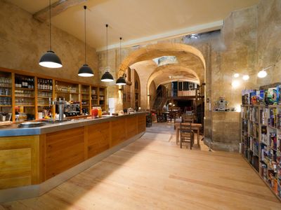 Le bar atypique dans le cœur de Bordeaux.