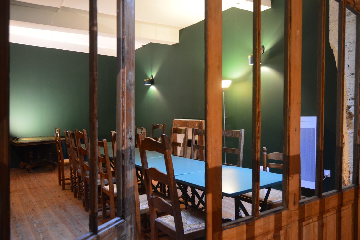 The Bordeaux board game bar