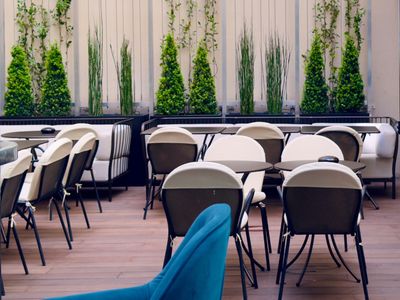 Elegant Parisian Boutique Hotel Venue Near Champs-Élysées