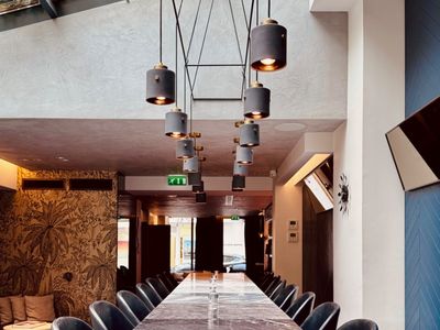 Elegant Parisian Boutique Hotel Venue Near Champs-Élysées