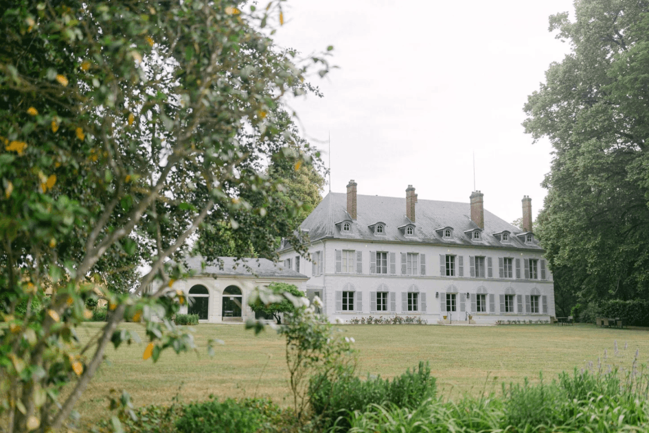 Domaine Historique du Prieuré du XIIe Siècle pour Événements à Saint-Rémy-l'Honoré
