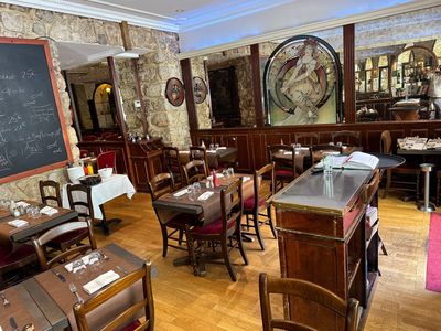 First Moon Villa: Unique Venue with Earth View for Events