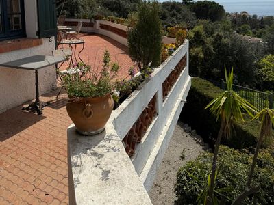 Elegant Cannes Villa with Panoramic Bay Views & Pool