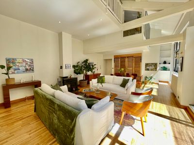 Atypical, discreet apartment and its terrace