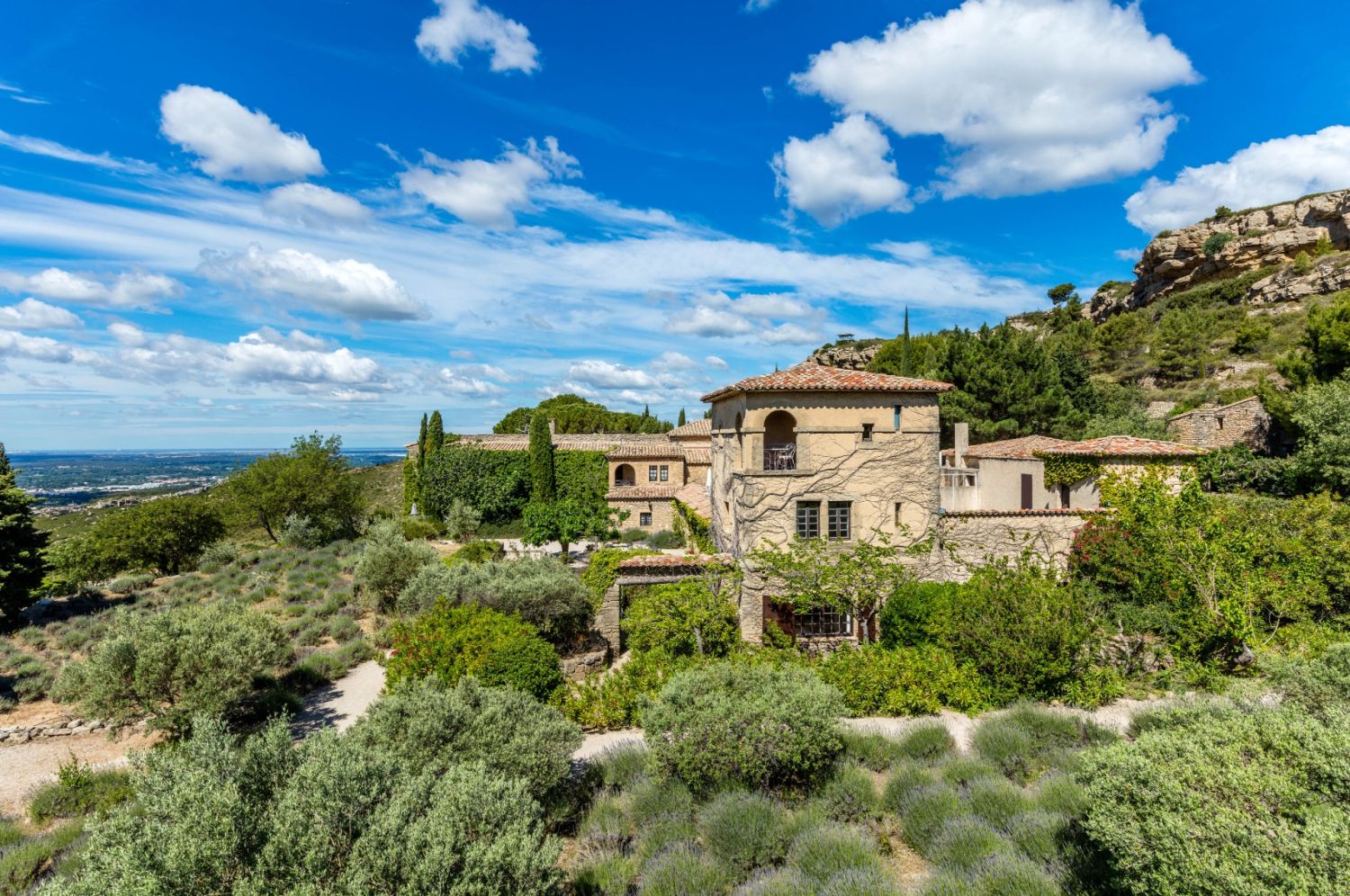 L'Abbaye : Lieu Historique pour Événements en Provence