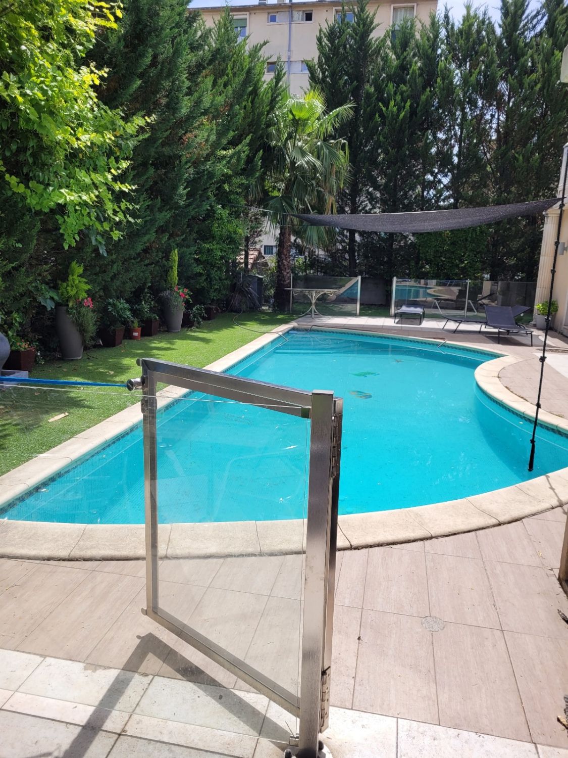 Large villa sleeps 13 with swimming pool 