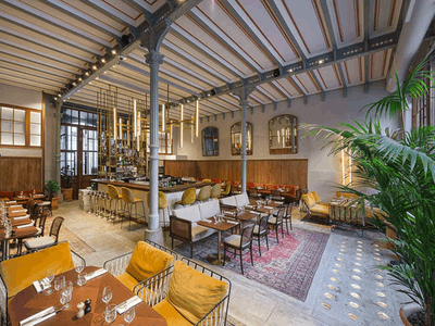 Historic Parisian Restaurant in the 8th Arrondissement