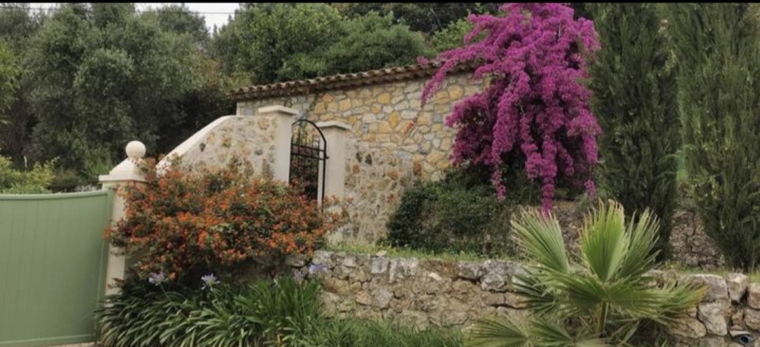 240 m² villa with swimming pool in Tourrettes sur loup