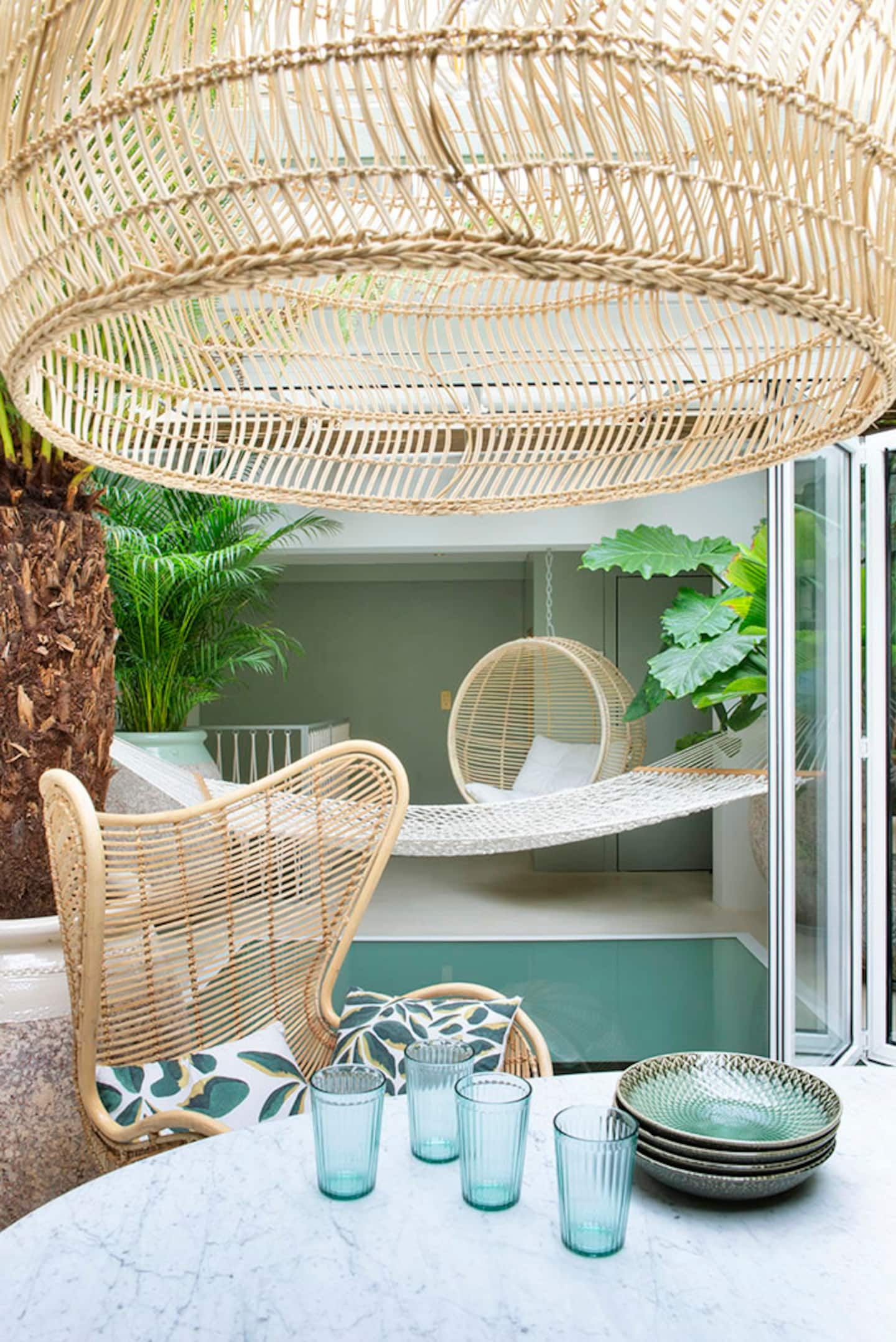 Triplex de Luxe Près de l'Arc de Triomphe avec Terrasse et Hammam
