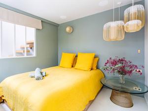 Triplex de Luxe Près de l'Arc de Triomphe avec Terrasse et Hammam