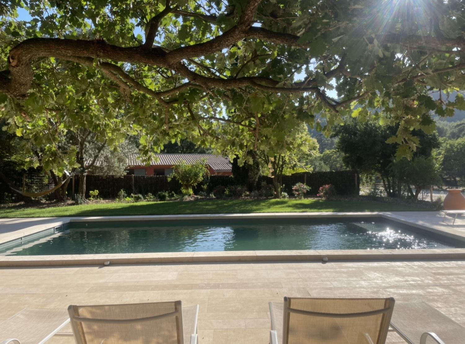 Bastide Rénovée avec Piscine pour Événements à Roquefort-la-Bédoule
