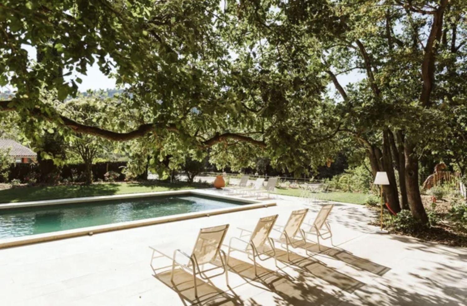 Bastide Rénovée avec Piscine pour Événements à Roquefort-la-Bédoule