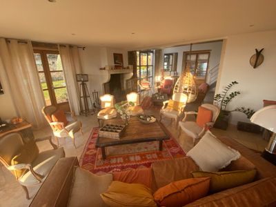 Old house 350 m² north of Lyon golden stones 