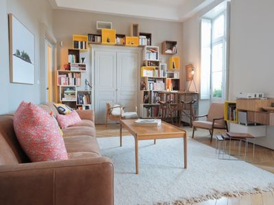 House in the city and in the countryside