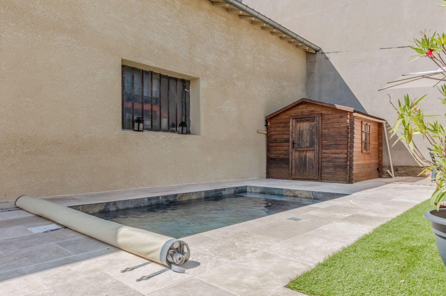 Luxury Duplex in Tassin with Pool & Garden near Lyon