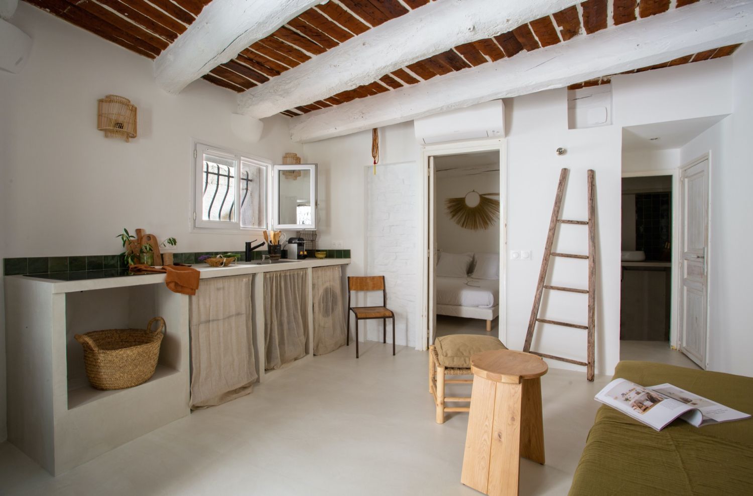 Apartment in Old Antibes