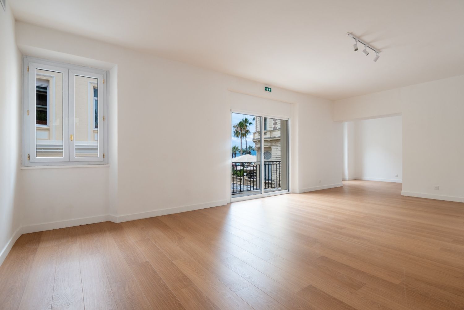 Lieu d'événement exclusif sur la Croisette à Cannes | Vue mer & Terrasse