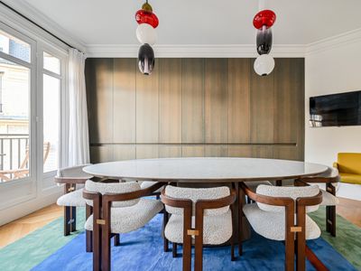 Haussmannian Apartment on Avenue Victor Hugo | Paris Event Venue