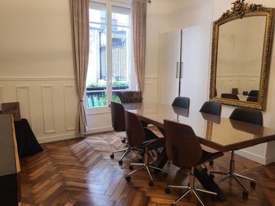 Elegant Meeting Room Near Arc de Triomphe | Paris Event Space