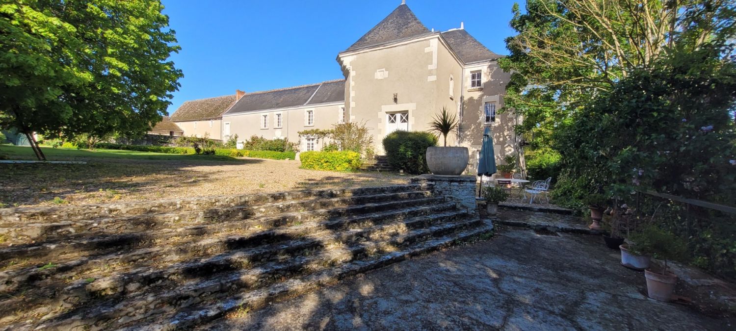 Grande propriété de caractère avec piscine et parc 