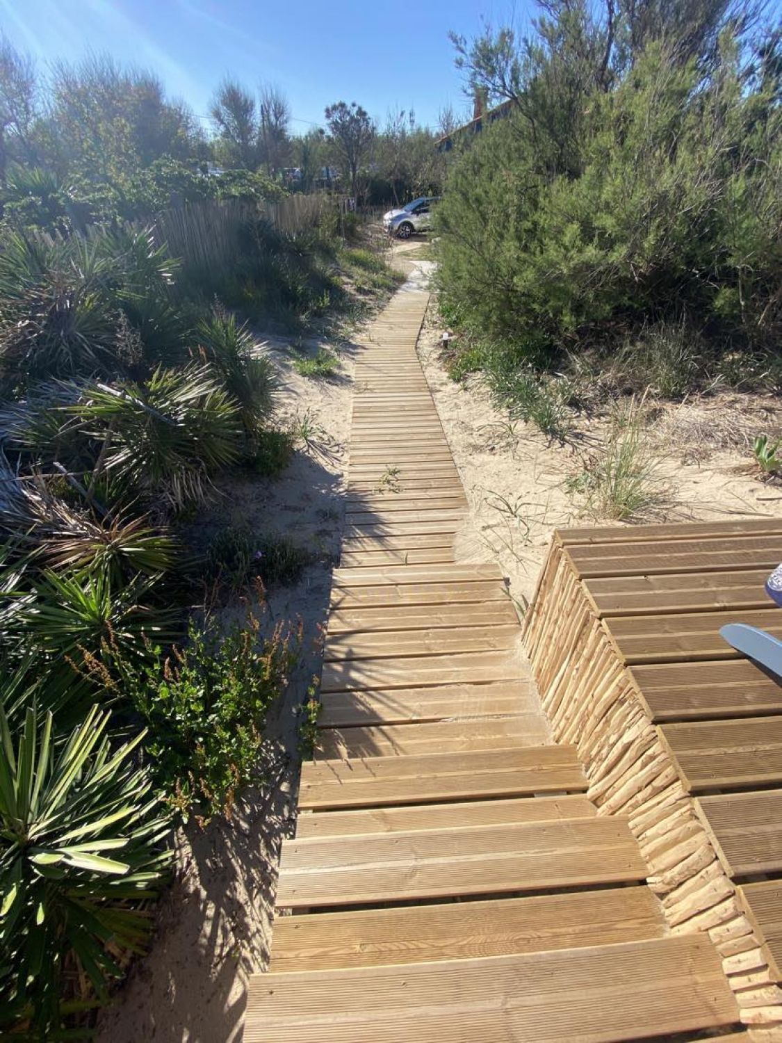 CABANON BOHEME EN FRONT DE MER
