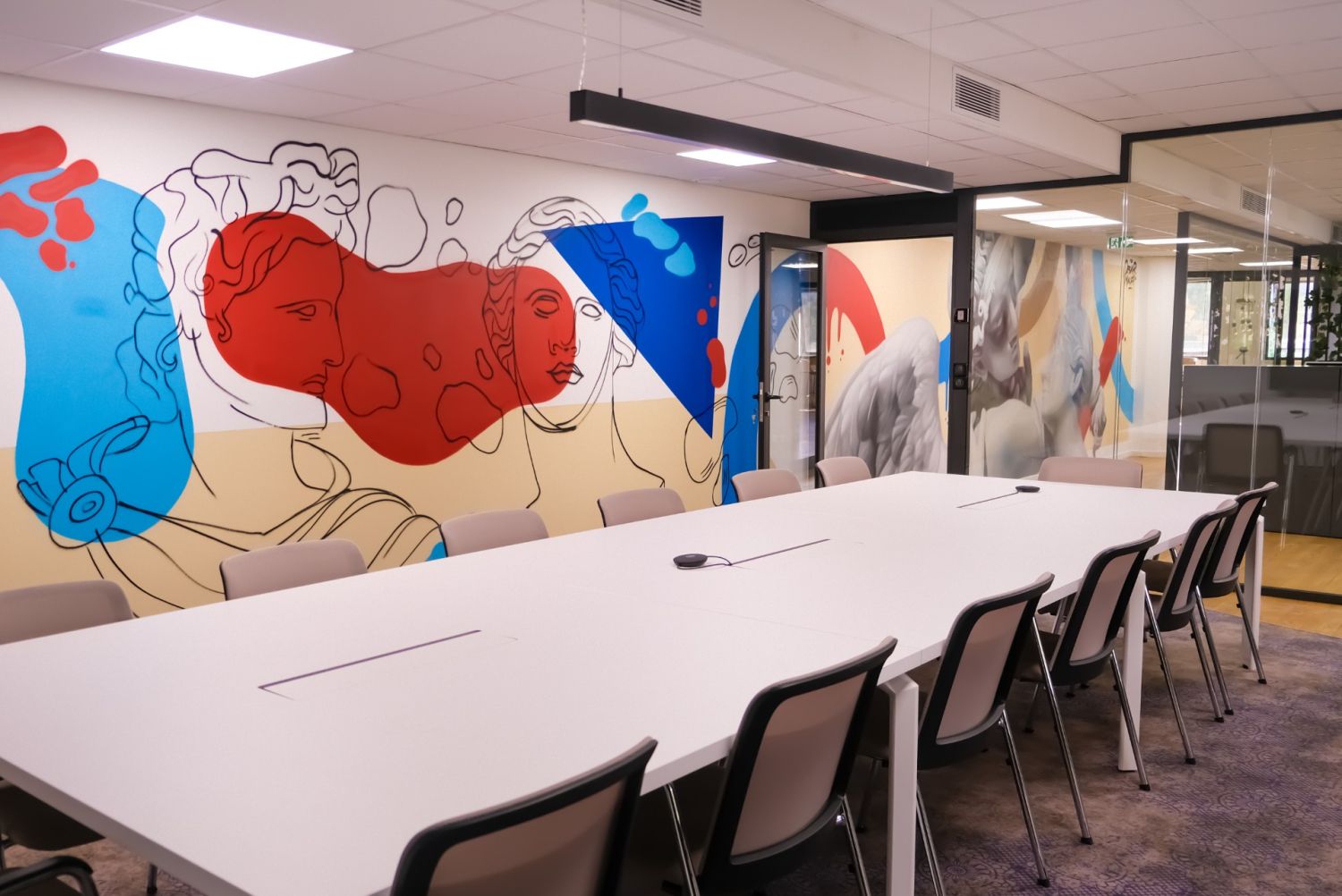 Salle de réunion 14 à 16 personnes