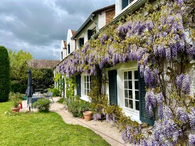 Very beautiful farmhouse in the Yvelines with a superb garden 