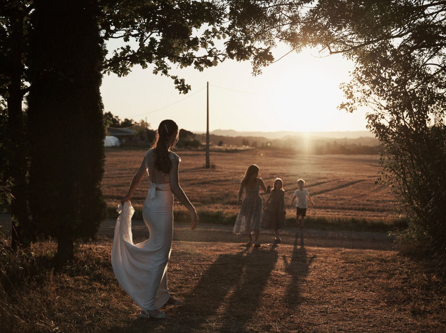 Chic, rustic farmhouse with sunset views 