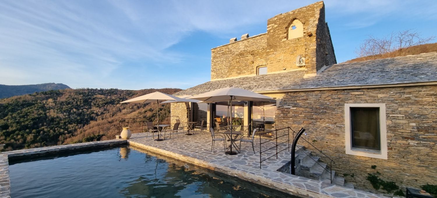 Panoramic Estate with Sea & Mountain Views for Events