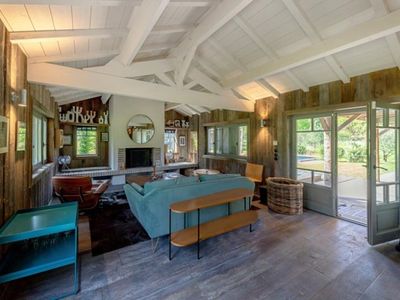 Cabanes au coeur de la forêt