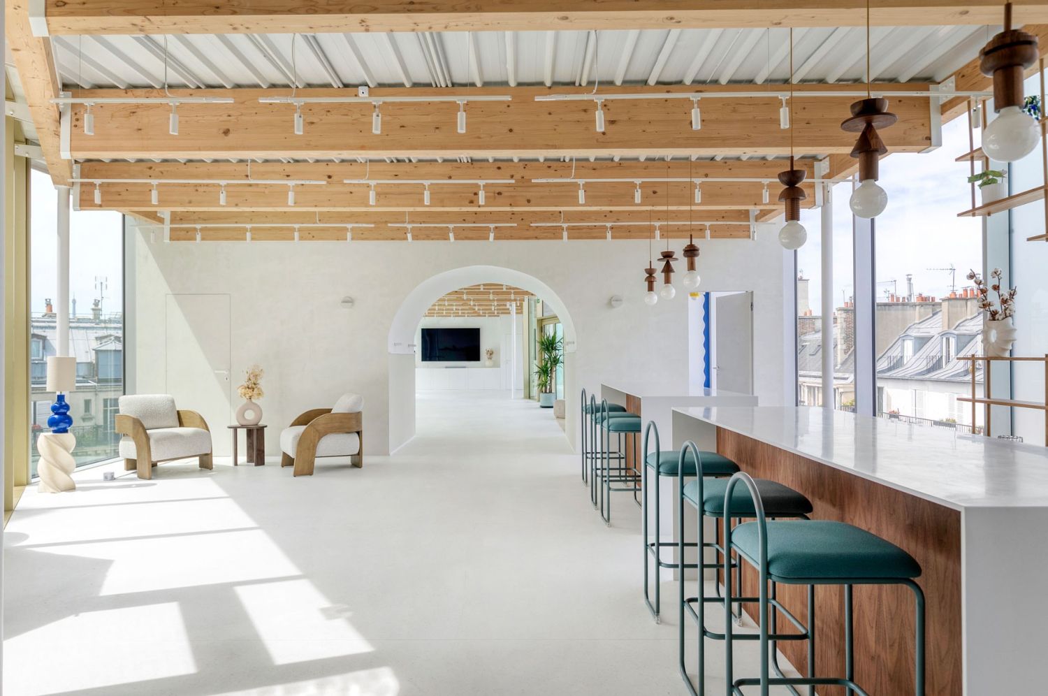 Exclusive 230m² Paris Event Space with Sacré-Coeur Views