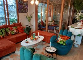 Bright Paris Loft with Indoor Garden for Events & Meetings