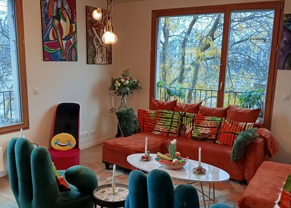 Bright Paris Loft with Indoor Garden for Events & Meetings