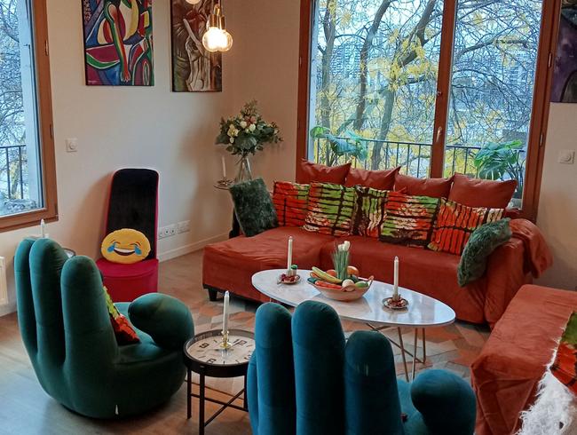 Loft Lumineux avec Jardin d'Intérieur à Paris pour Événements & Réunions