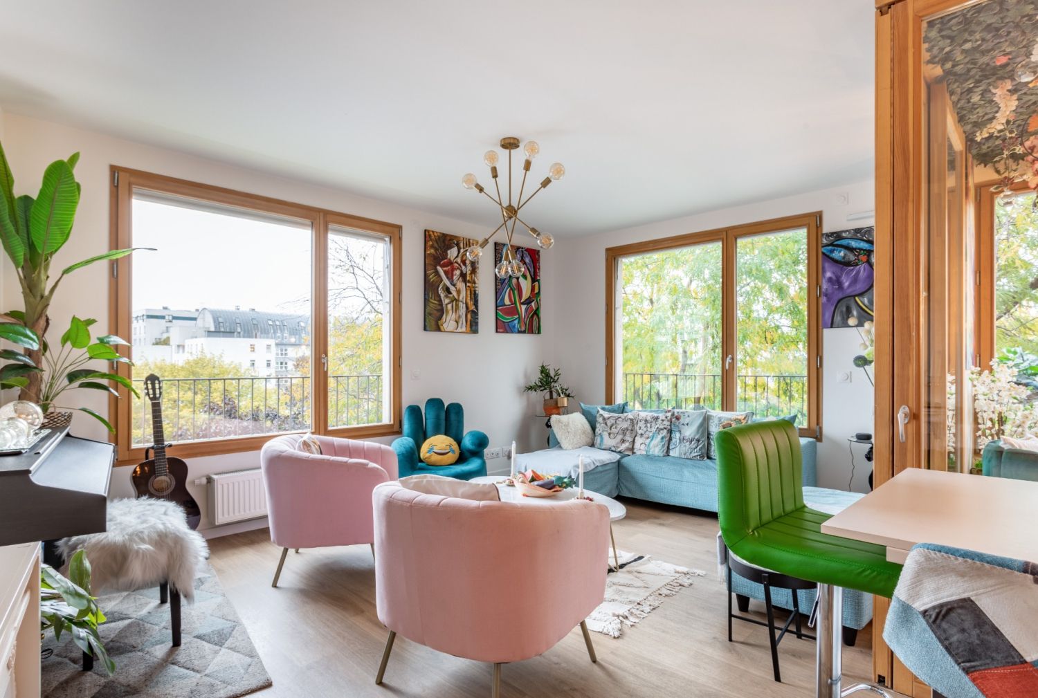 Loft Lumineux avec Jardin d'Intérieur à Paris pour Événements & Réunions